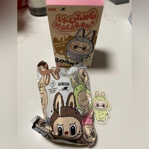 Labubu Exciting Macaroon